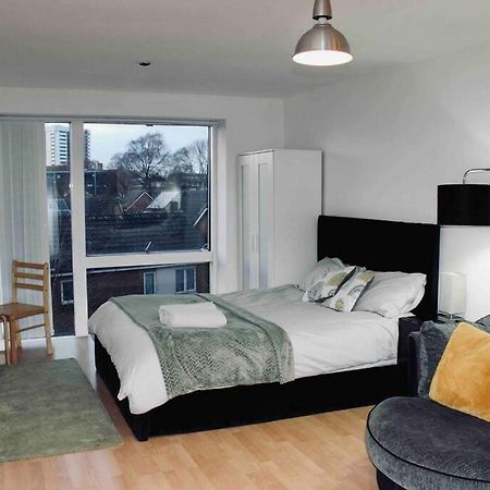 Modern City Central Studio Apt Birmingham Buitenkant foto