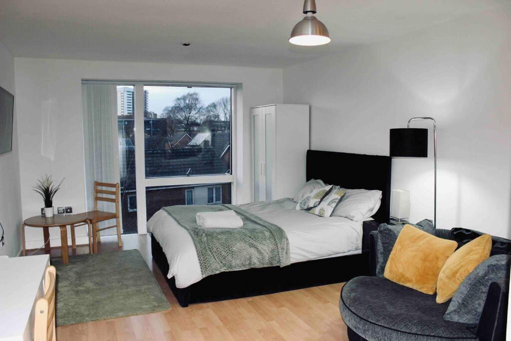 Modern City Central Studio Apt Birmingham Buitenkant foto